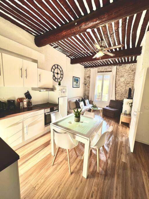 Old Antibes, One Bed App, In Front Of The Port! Apartment Luaran gambar