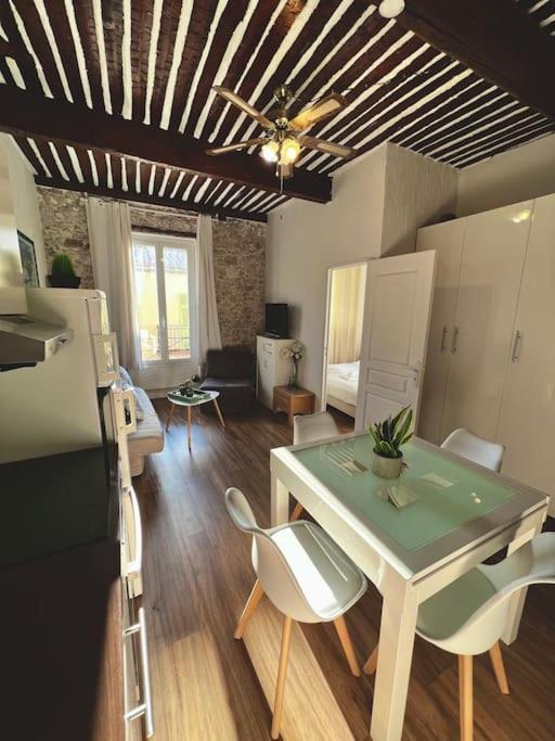 Old Antibes, One Bed App, In Front Of The Port! Apartment Luaran gambar